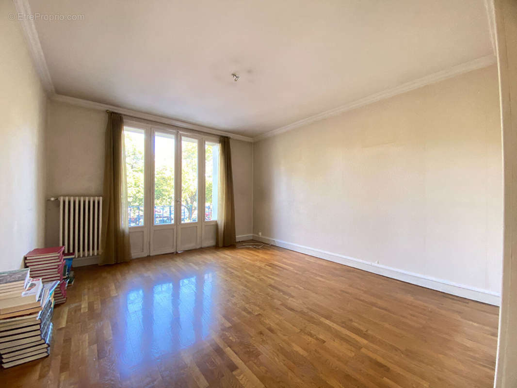 Appartement à LONS-LE-SAUNIER