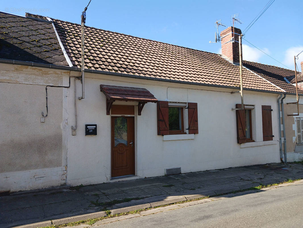 Maison à JOUET-SUR-L&#039;AUBOIS