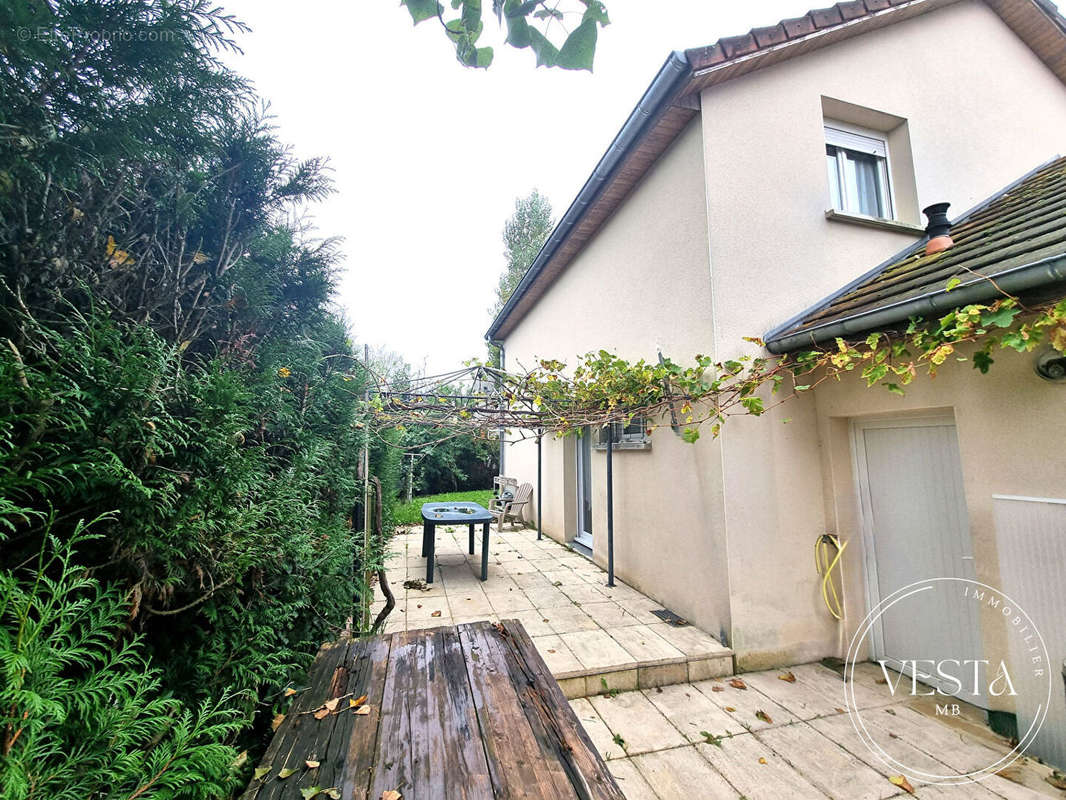 Maison à VILLERS-LES-POTS