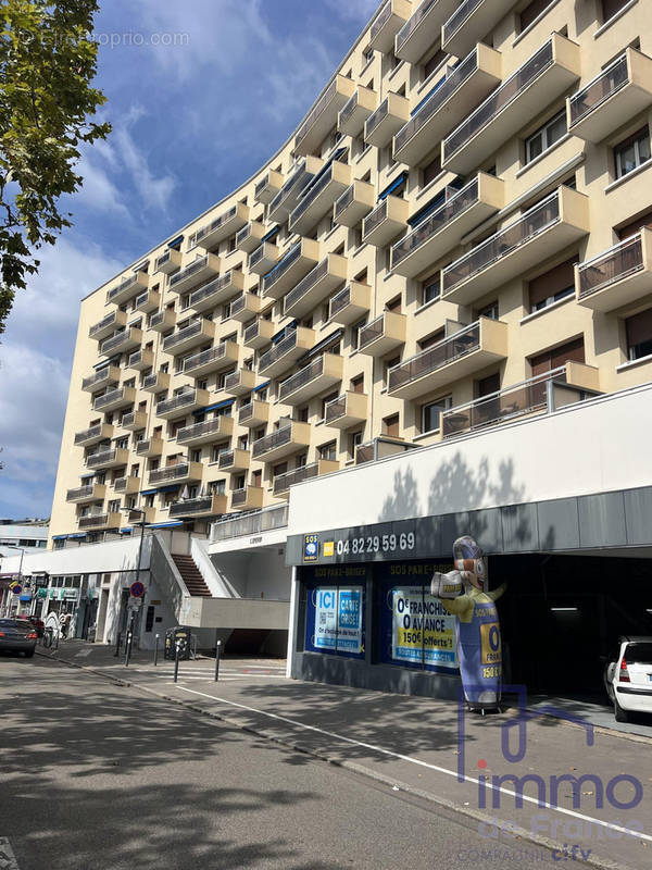 Appartement à SAINT-ETIENNE