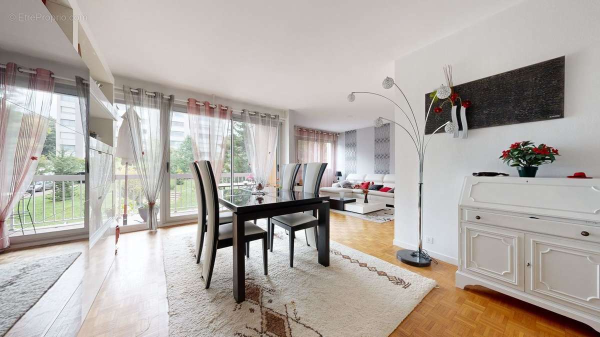 Appartement à LYON-5E