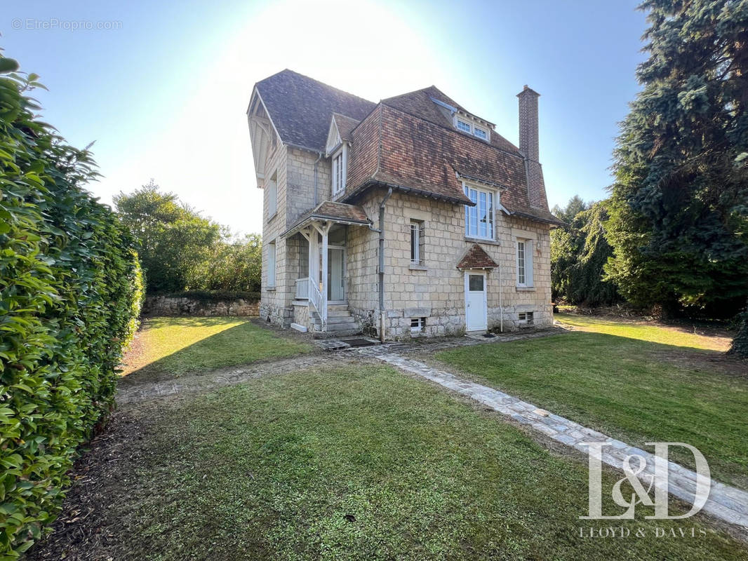 Maison à CREPY-EN-VALOIS