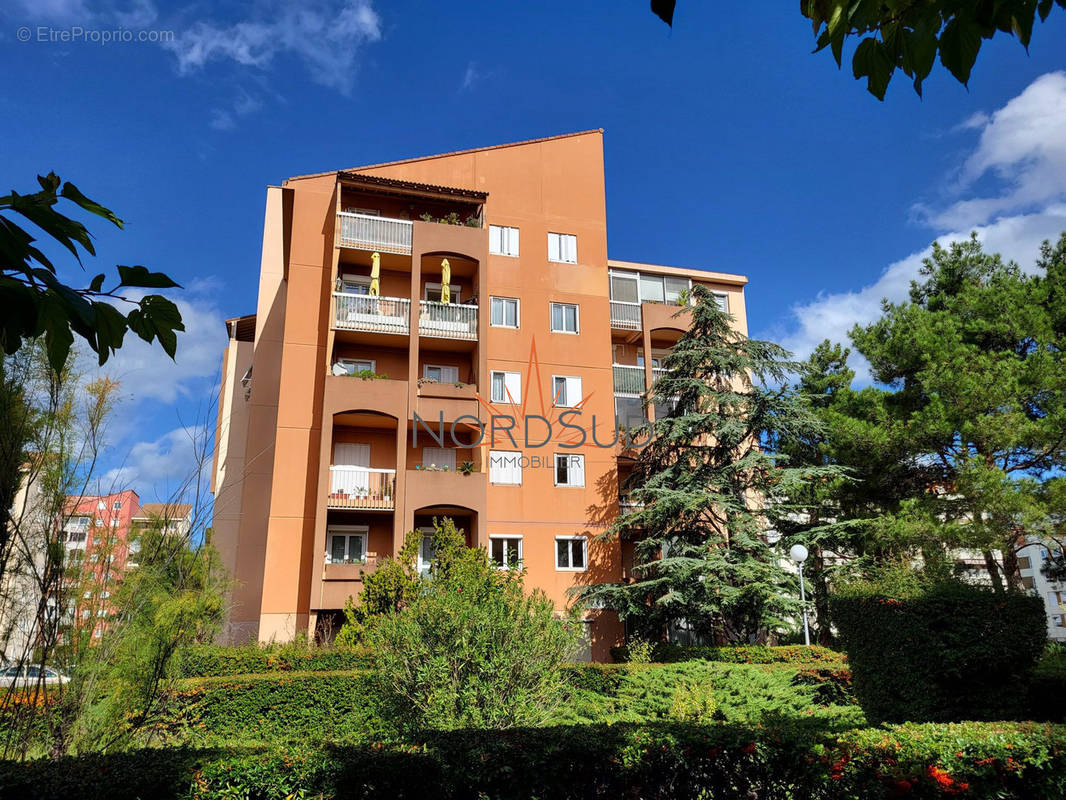 Appartement à AIX-EN-PROVENCE