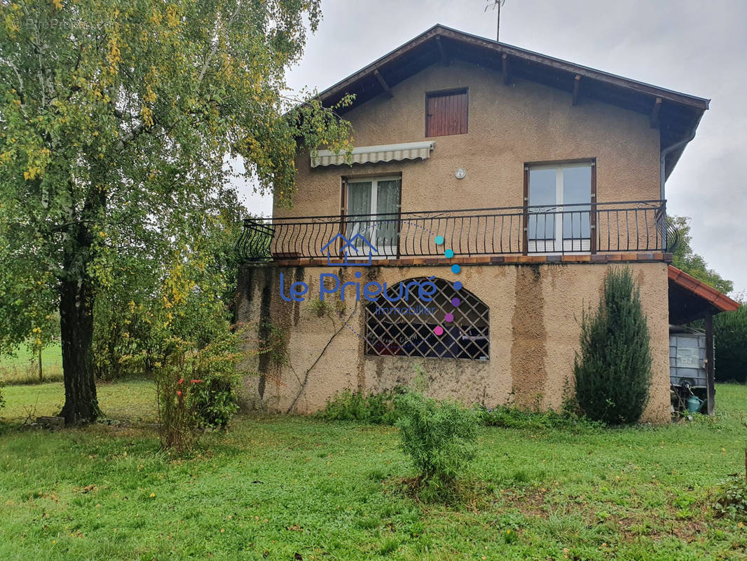 Maison à SAINT-NIZIER-SOUS-CHARLIEU