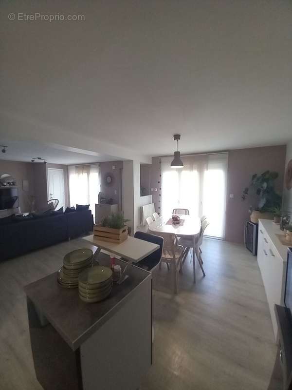 Appartement à SAINT-DIDIER-SUR-CHALARONNE