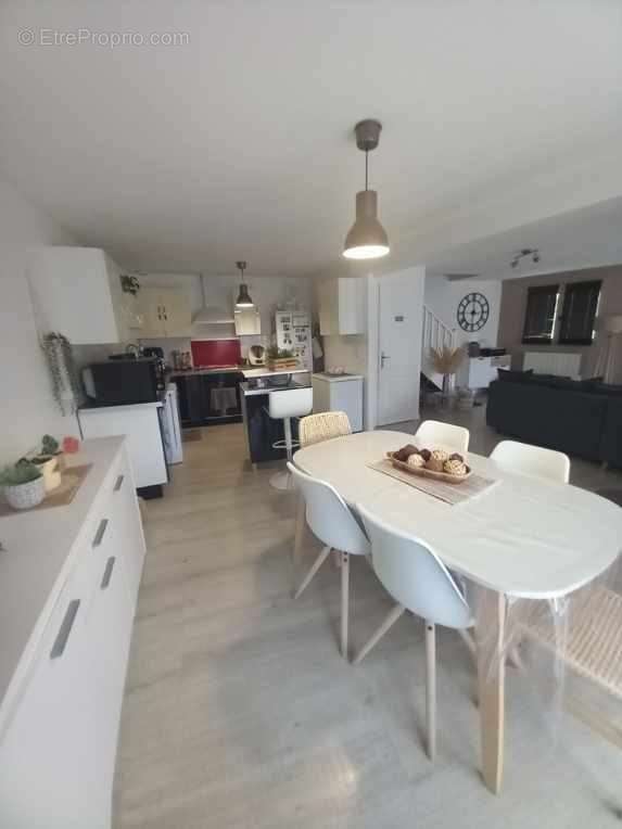 Appartement à SAINT-DIDIER-SUR-CHALARONNE