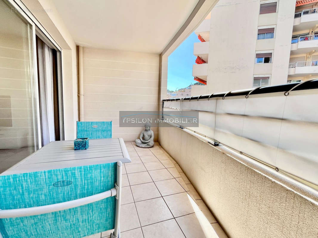 Appartement à BEAUSOLEIL