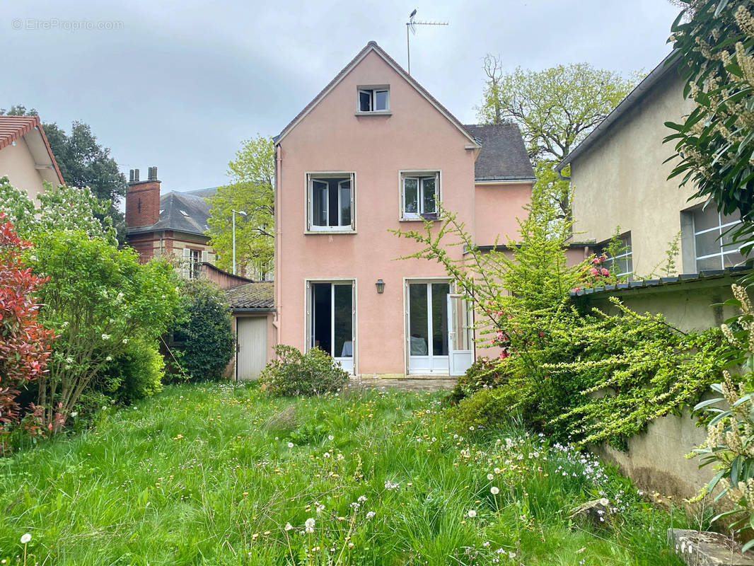 Maison à CHARTRES