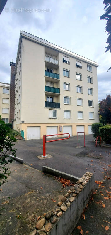 Appartement à VAIRES-SUR-MARNE