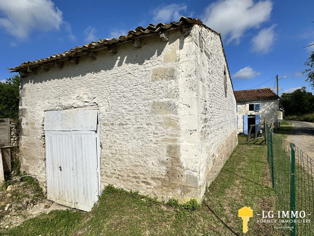 Maison à LORIGNAC