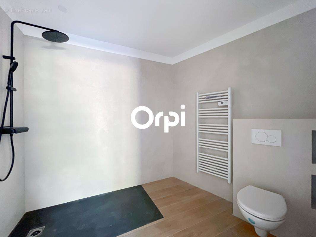 Appartement à MARSEILLE-11E