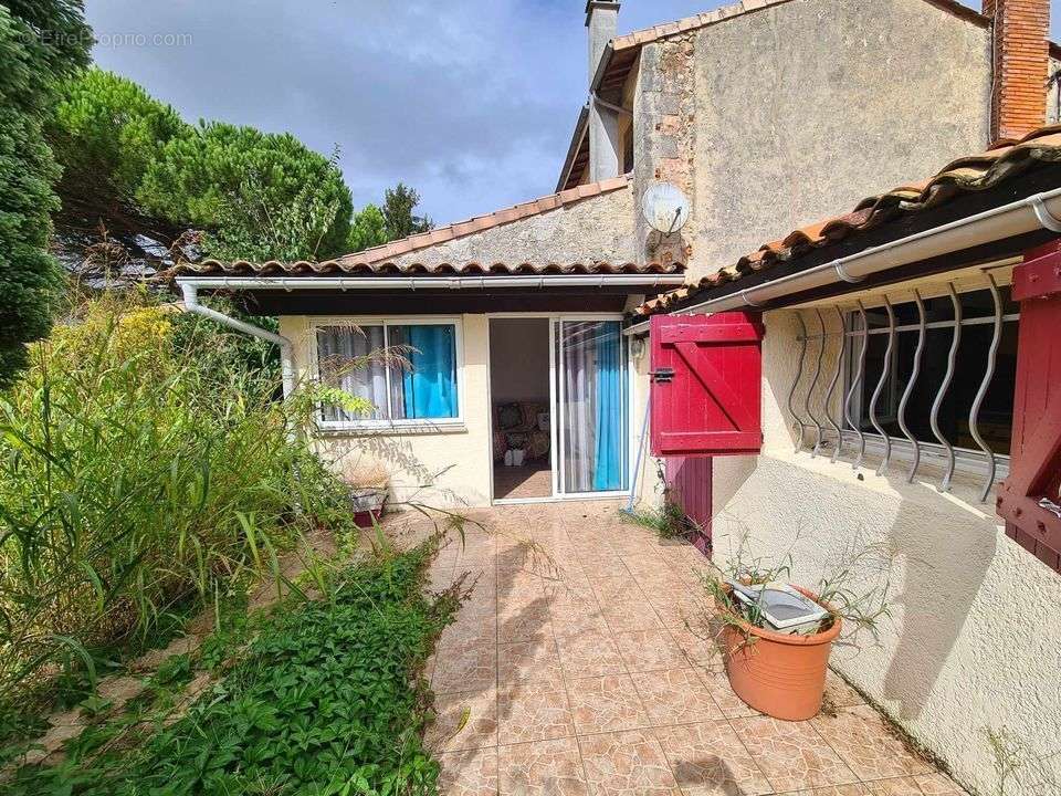 Maison à SAINT-LAURENT-MEDOC