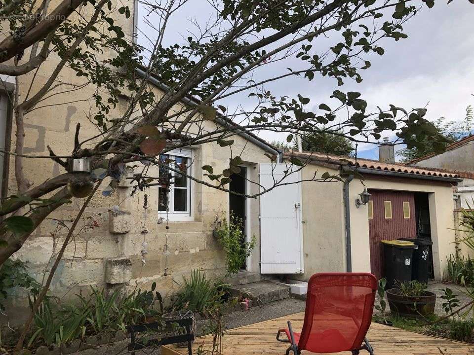 Maison à PAUILLAC