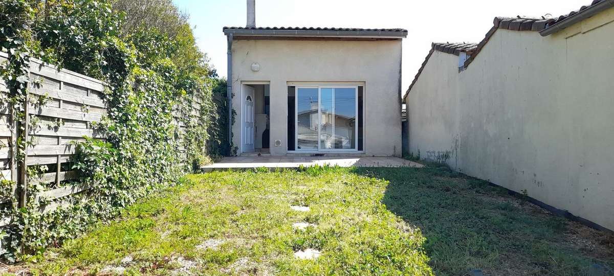 Maison à PAUILLAC