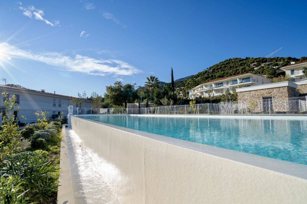 Appartement à ROQUEBRUNE-CAP-MARTIN