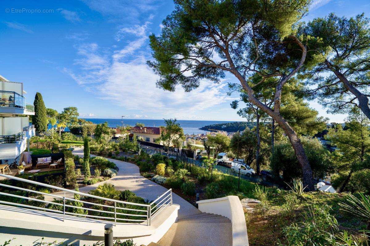 Appartement à ROQUEBRUNE-CAP-MARTIN