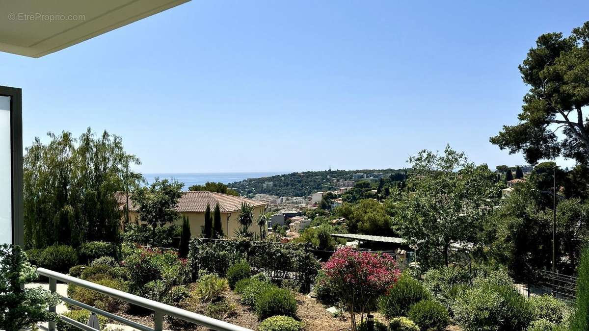 Appartement à ROQUEBRUNE-CAP-MARTIN