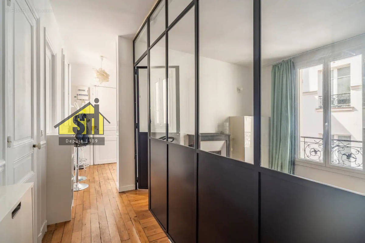 Appartement à PARIS-14E