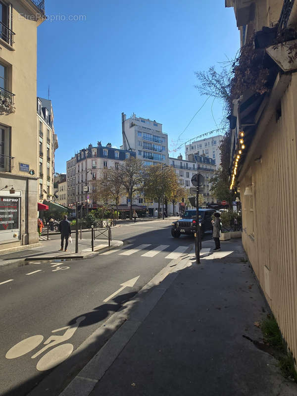 Appartement à PARIS-14E