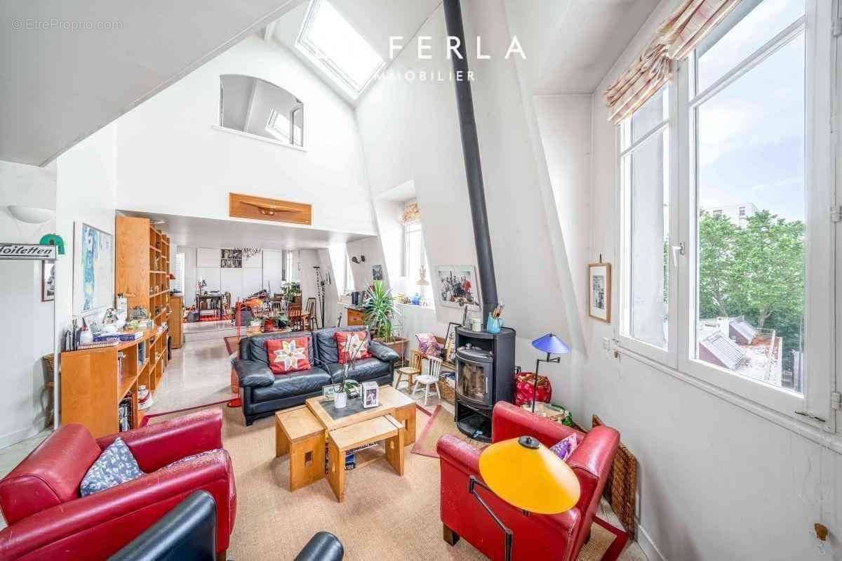 Appartement à PARIS-14E