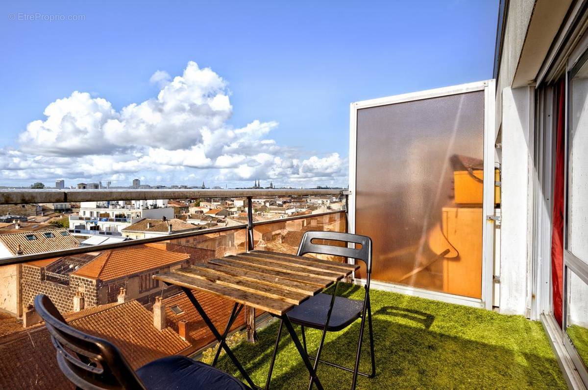 Appartement à BORDEAUX