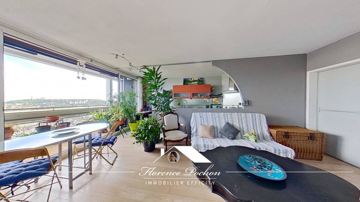 Appartement à LYON-9E