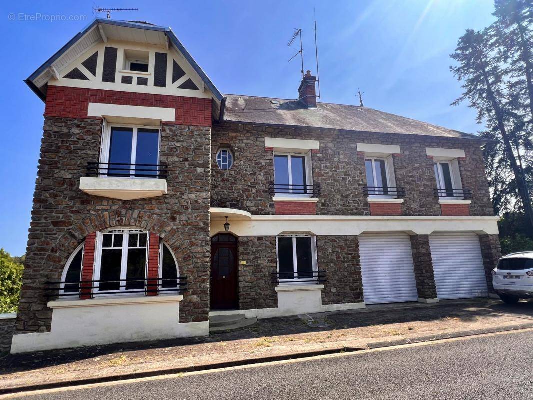 Maison à JOUAC