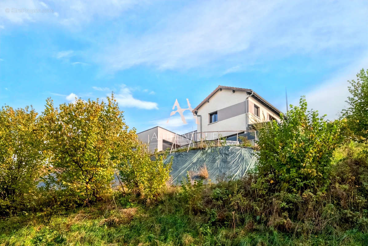 Maison à LES FINS