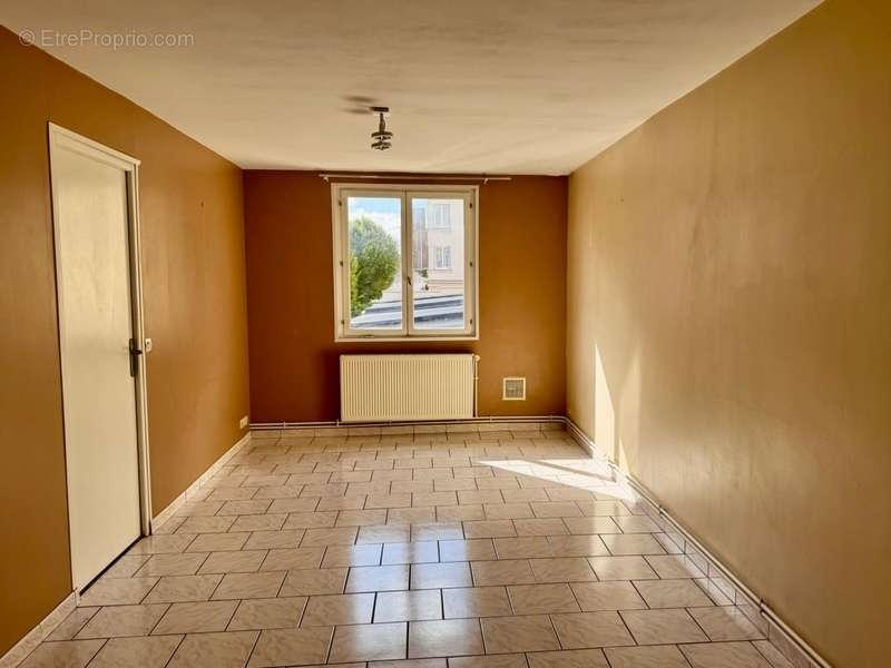 Appartement à SAINT-QUENTIN