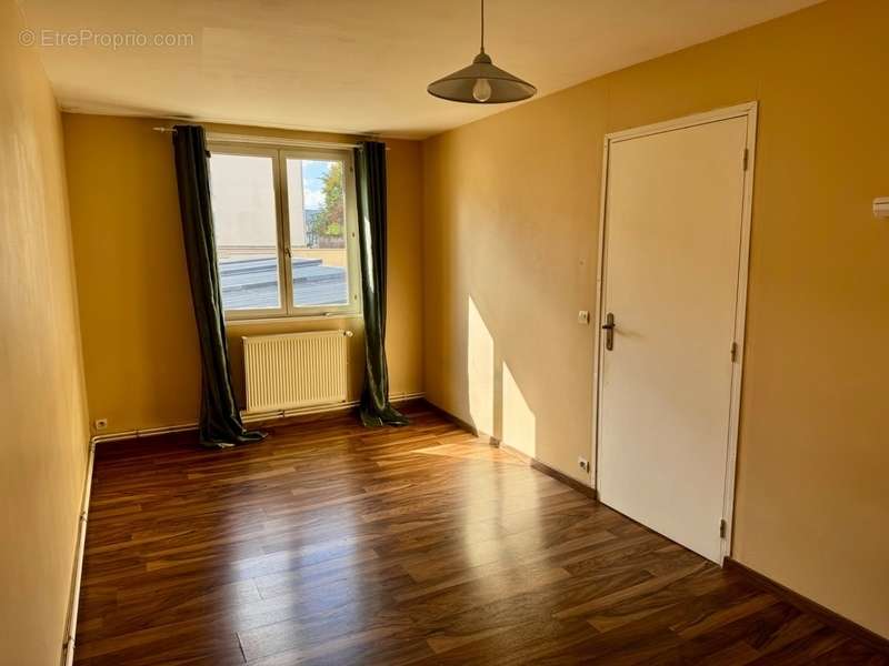 Appartement à SAINT-QUENTIN