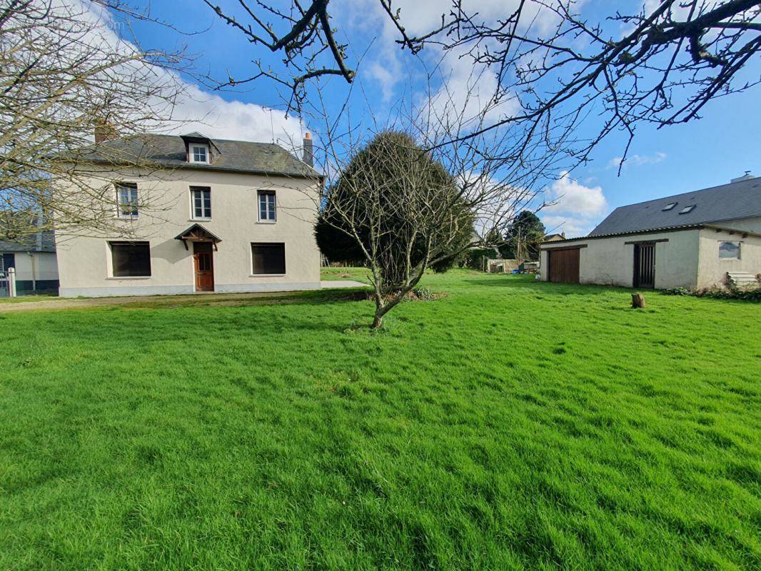 Maison à EPREVILLE