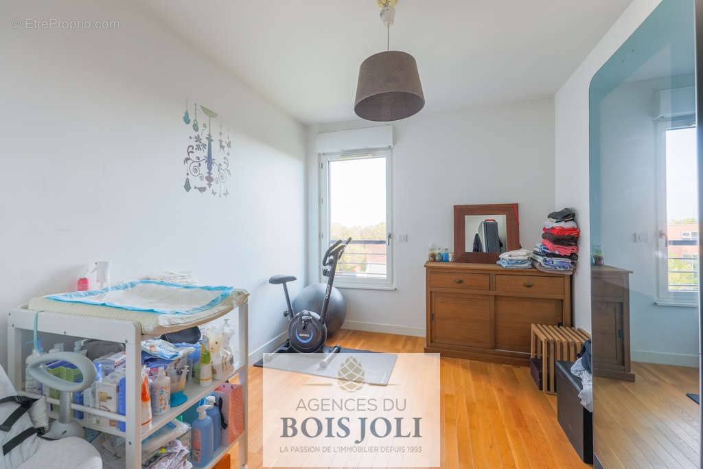 Appartement à ISSY-LES-MOULINEAUX