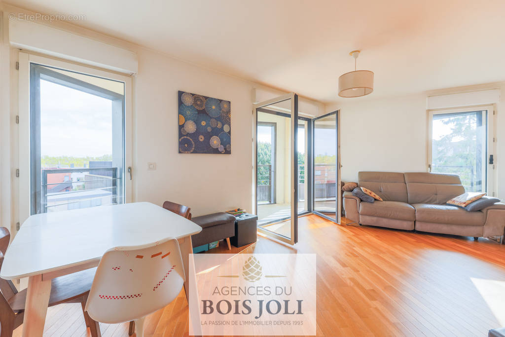 Appartement à ISSY-LES-MOULINEAUX