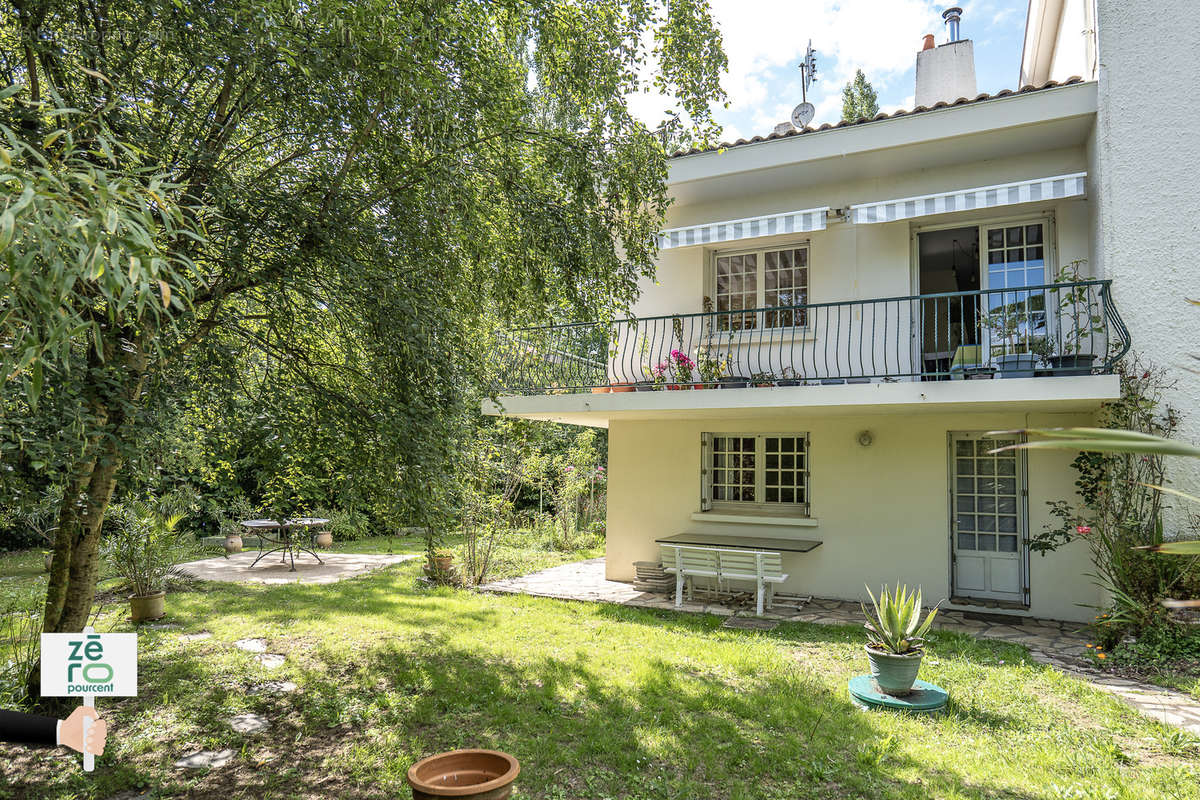 Maison à L&#039;AIGUILLON-SUR-VIE