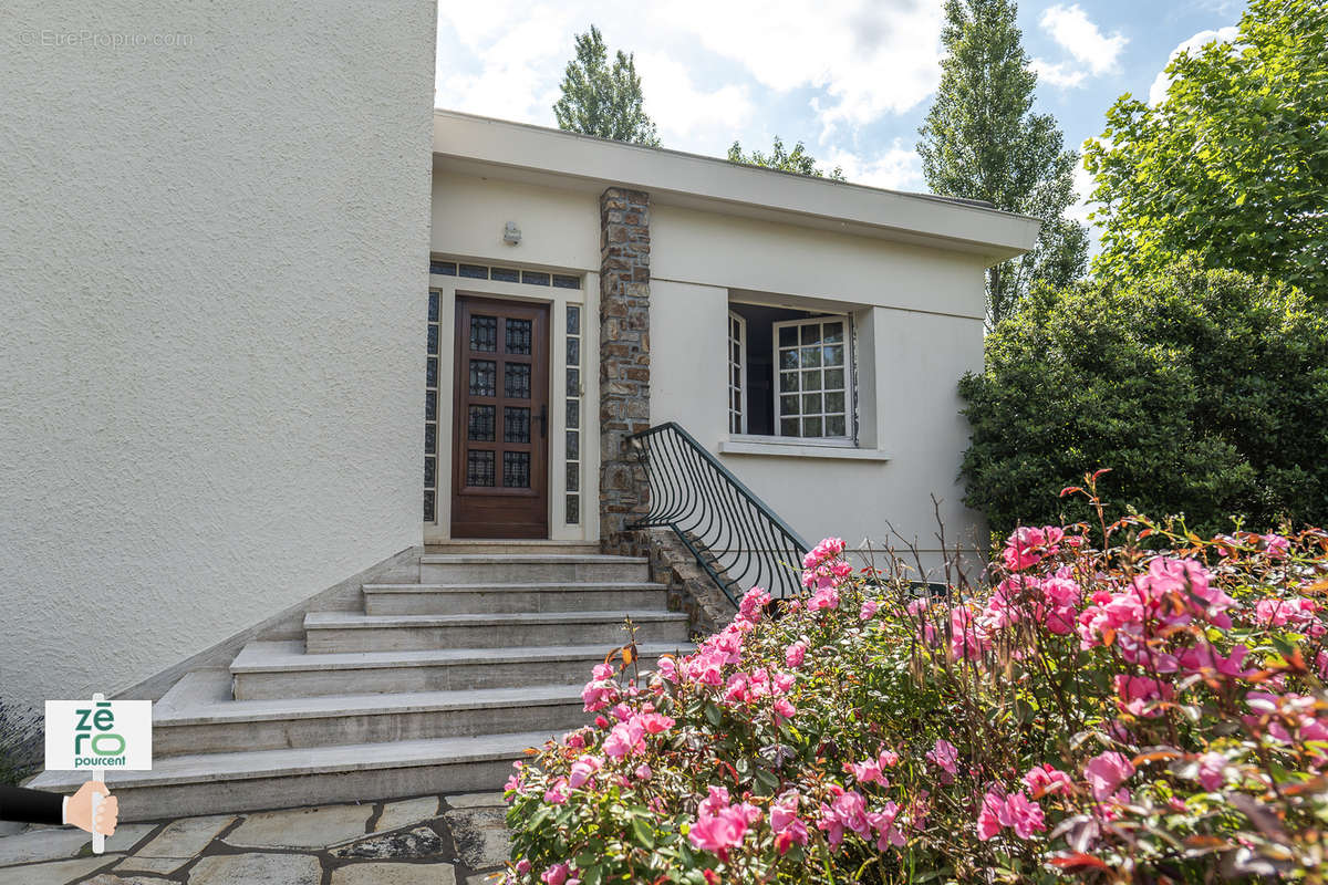 Maison à L&#039;AIGUILLON-SUR-VIE