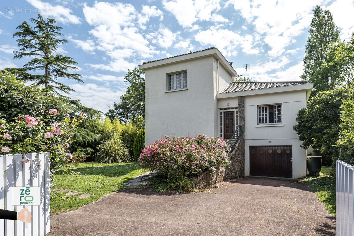 Maison à L&#039;AIGUILLON-SUR-VIE