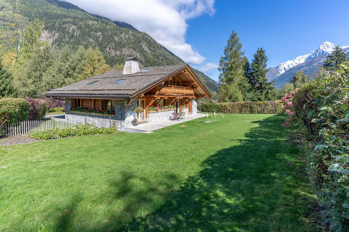 Maison à LES HOUCHES