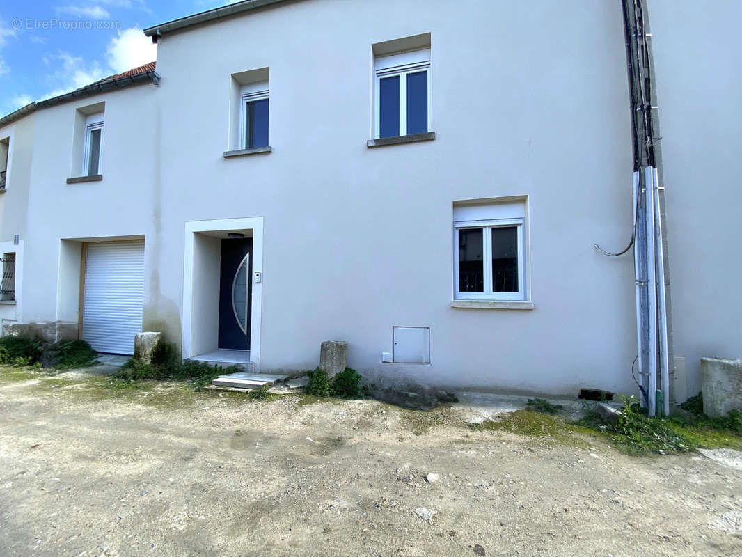 Appartement à ROSNY-SUR-SEINE