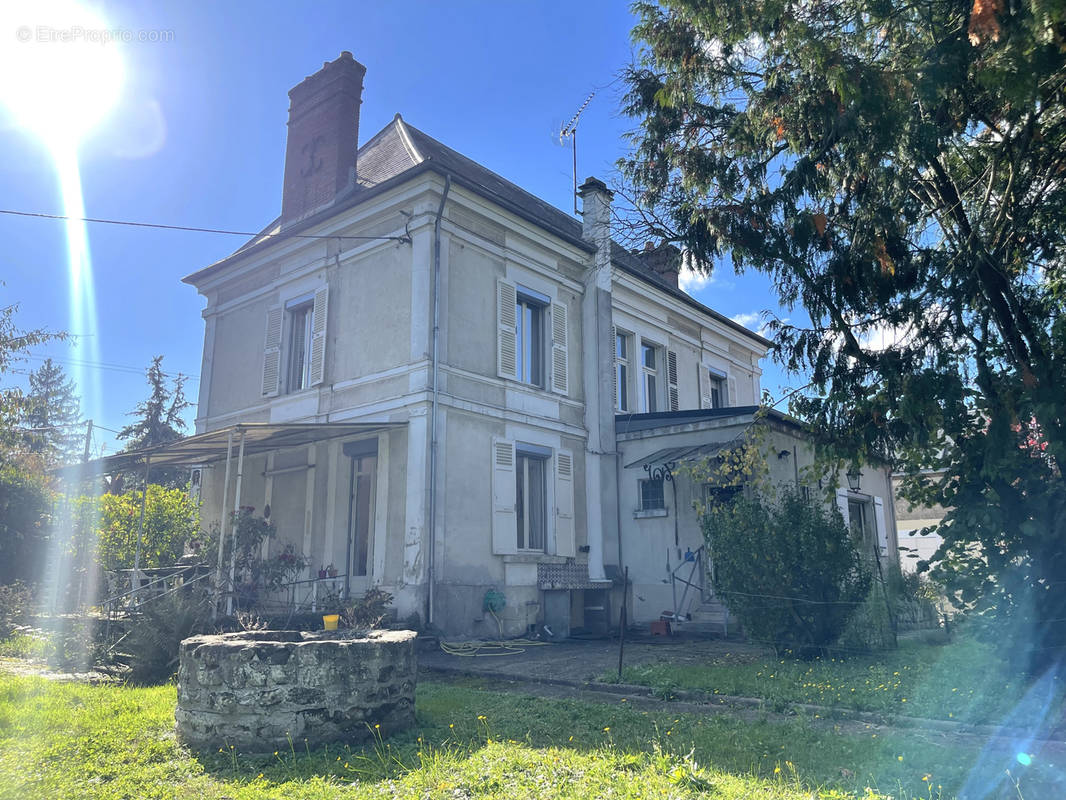 Maison à ROSNY-SUR-SEINE