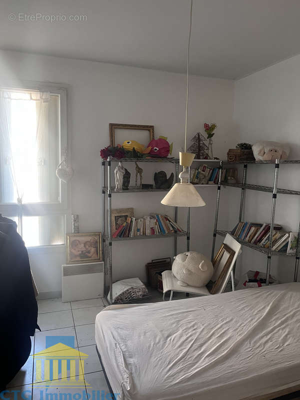 Appartement à MARSEILLE-9E