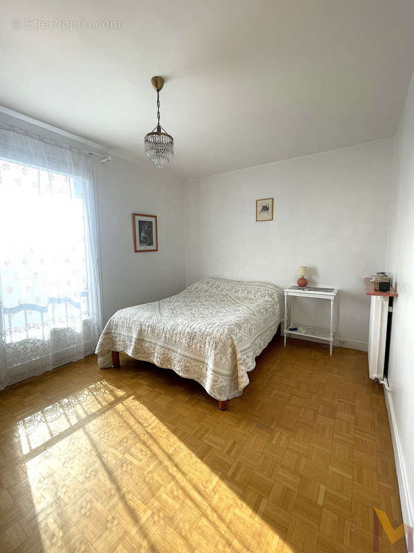 Appartement à NEUILLY-PLAISANCE