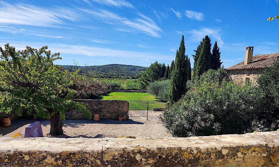 Maison à UZES