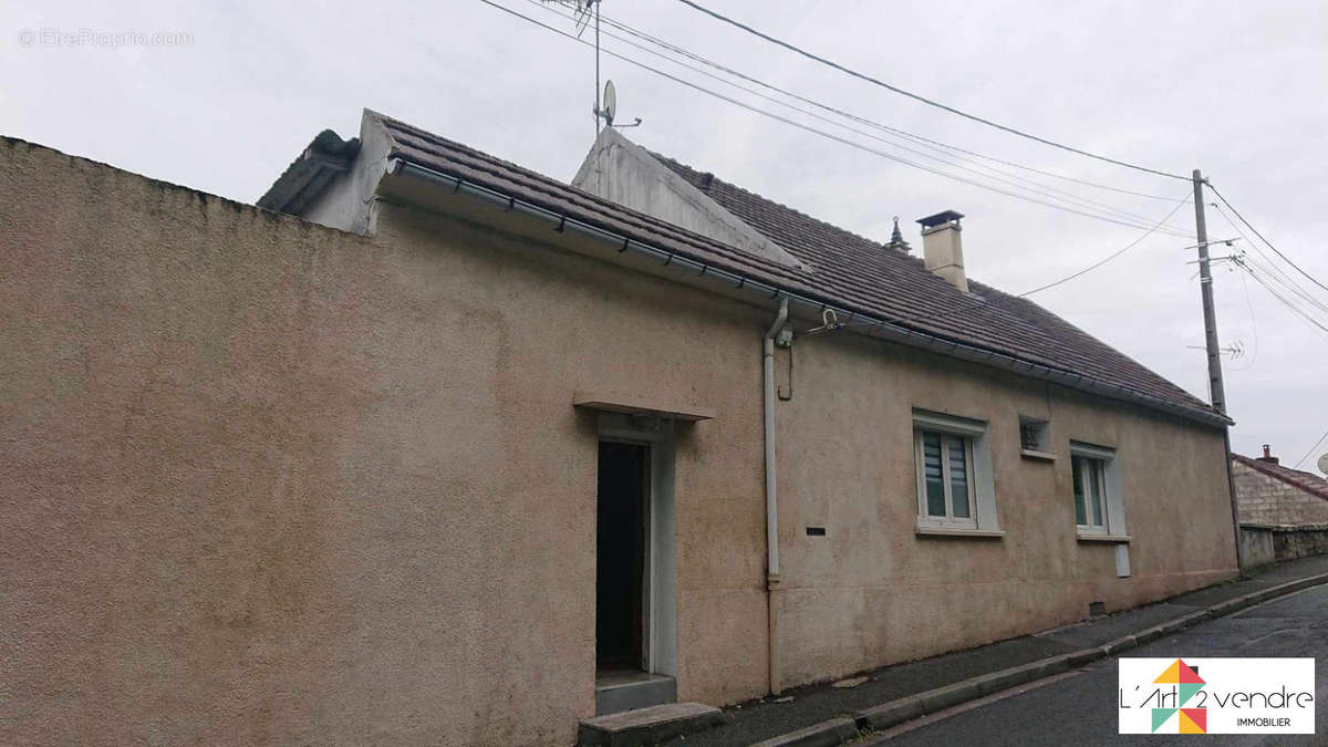 Maison à THIVERNY