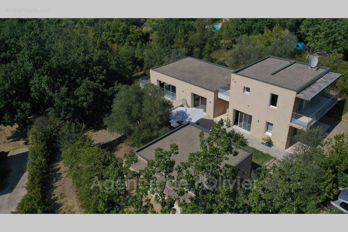 Maison à VALBONNE