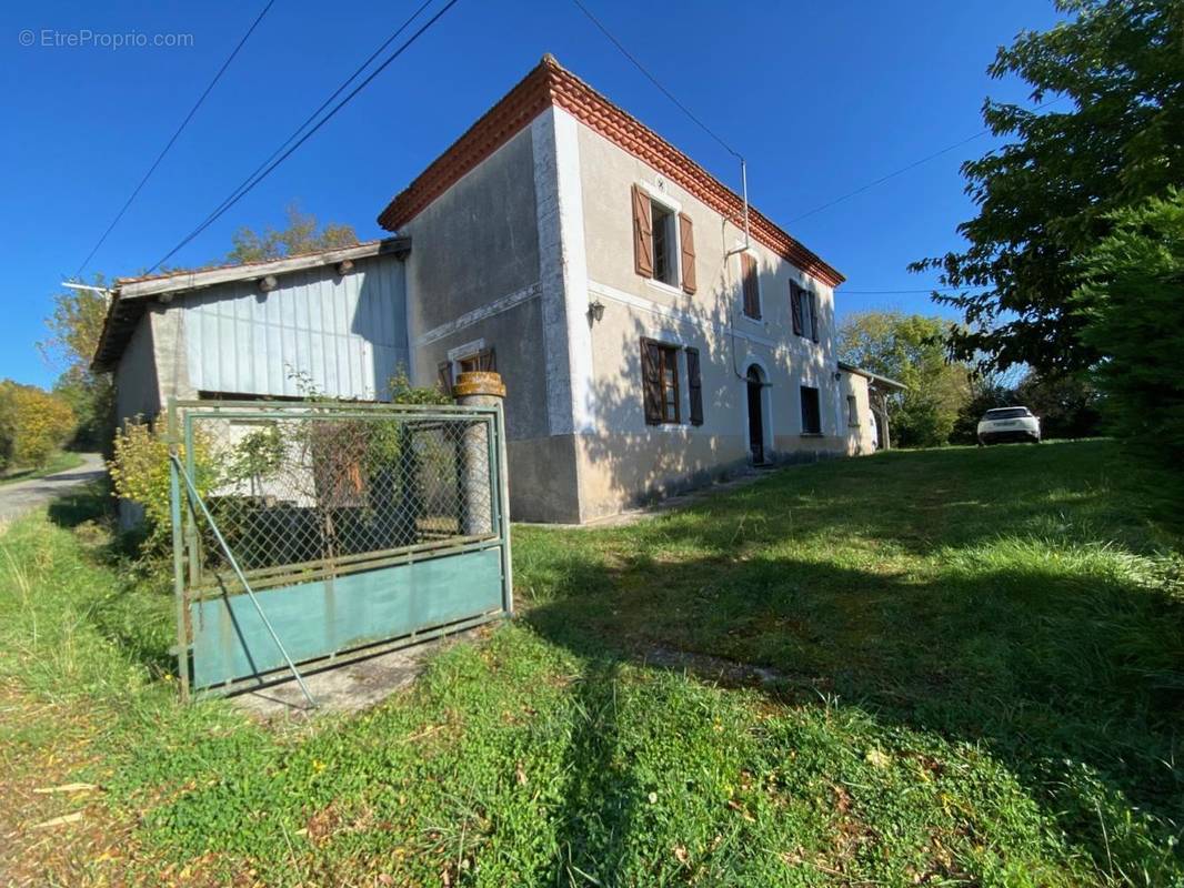 Maison à MONTEGUT-BOURJAC