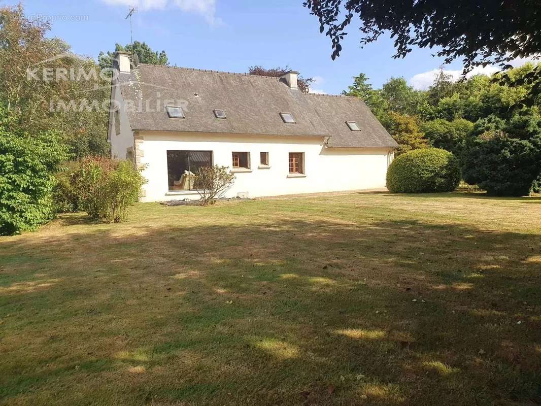 Maison à CHATELAUDREN