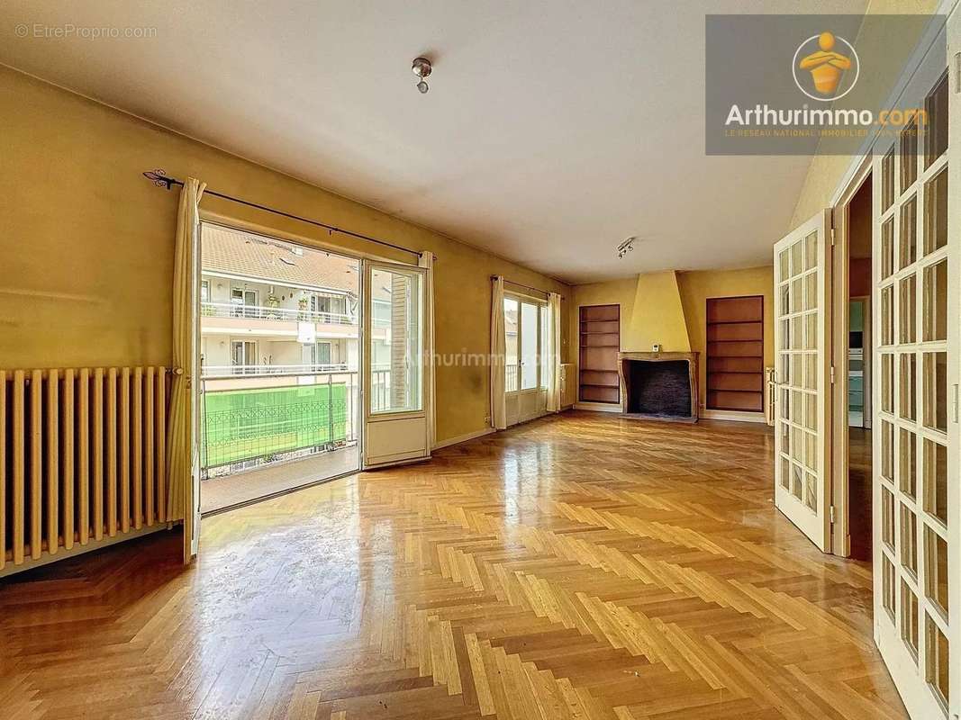 Appartement à BOURGOIN-JALLIEU