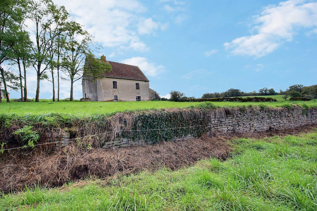 Maison à SAINT-MICAUD