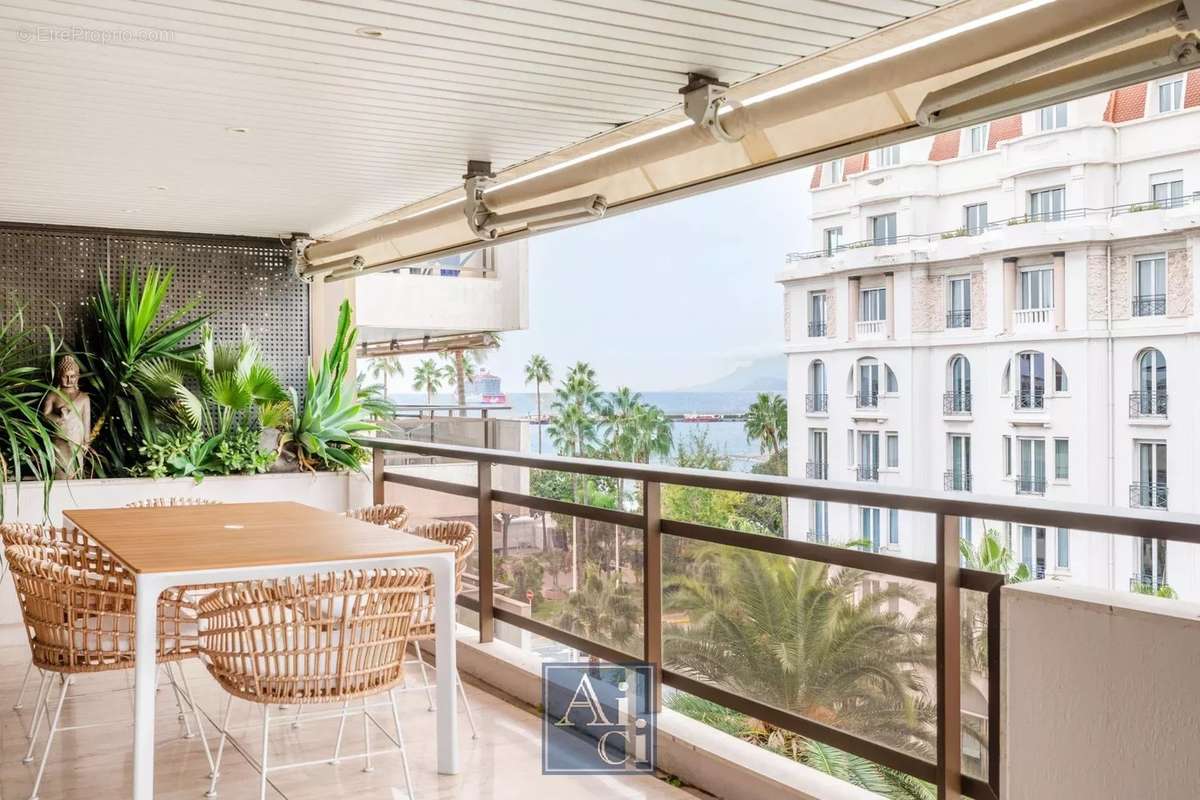 Appartement à CANNES