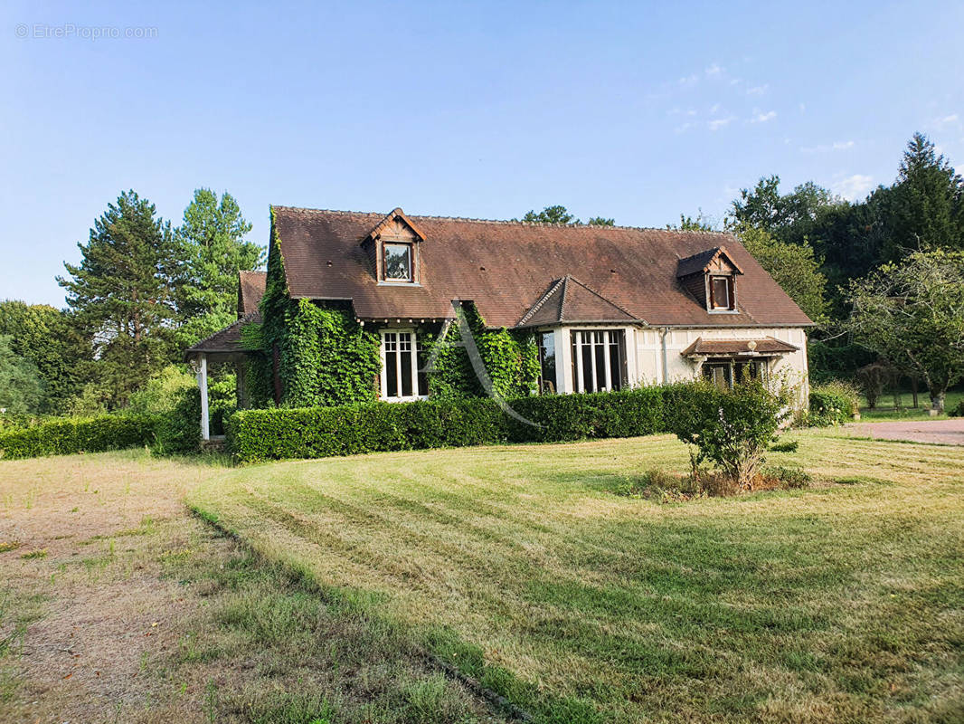 Maison à BLERE